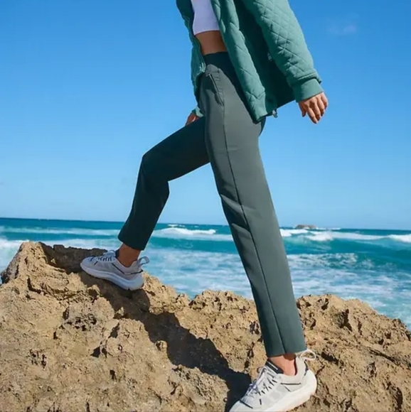 NWT Athleta Endless Pant Bali Green Size 18 - Picture 6 of 9